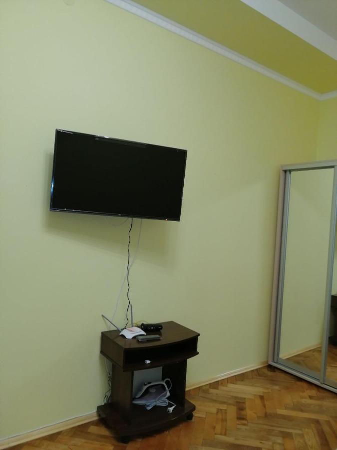 Apartment Ak. Kuchera Street Leopoli Esterno foto