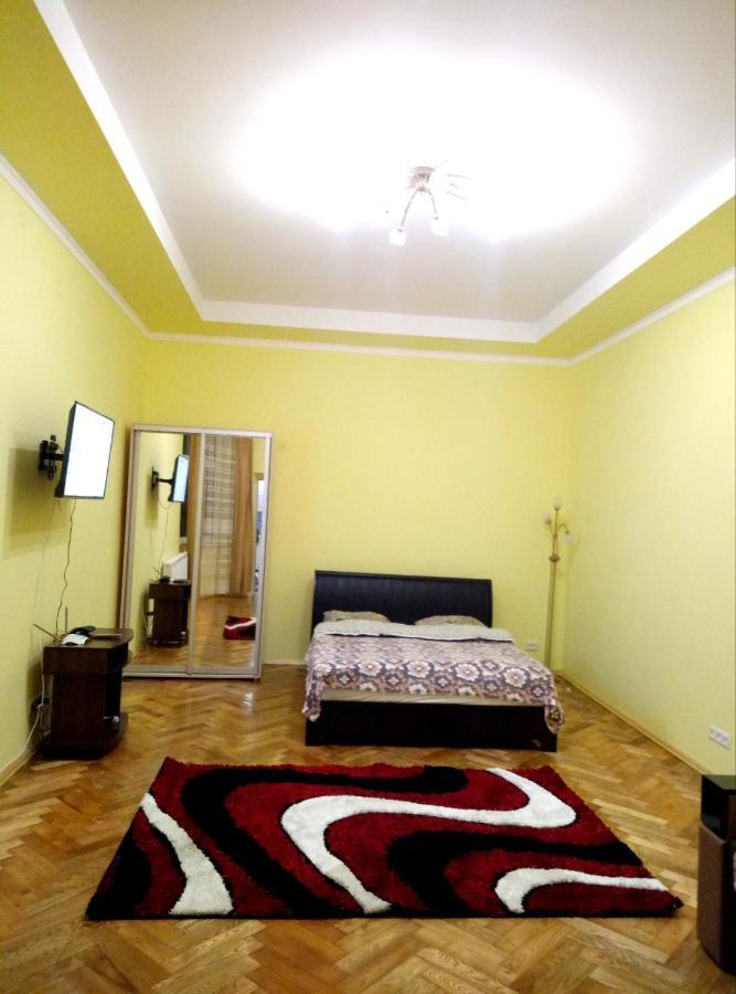 Apartment Ak. Kuchera Street Leopoli Esterno foto