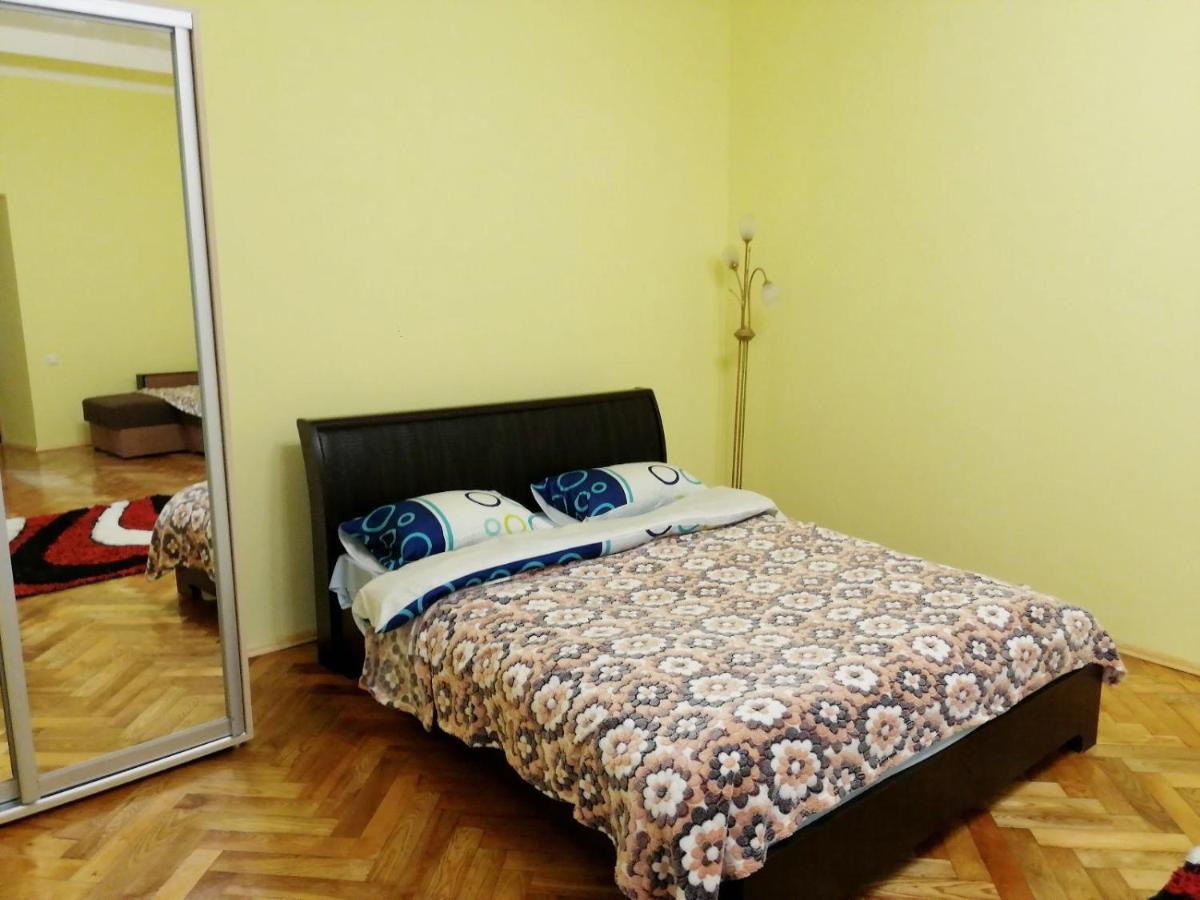 Apartment Ak. Kuchera Street Leopoli Esterno foto